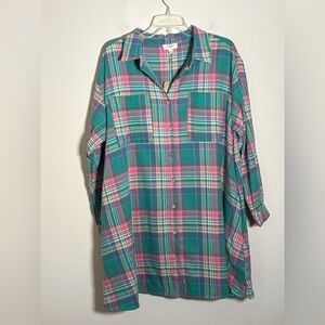 Umgee Multicolor Plaid Shirt with Side and Front Pockets  Size L. NEW WITH TAGS